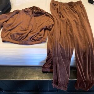 Velour jogger set